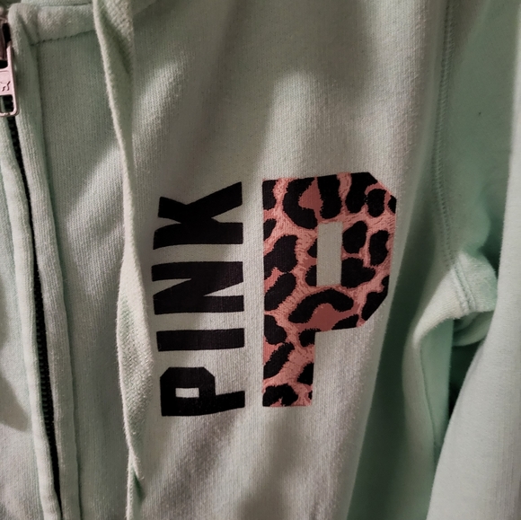 Vs pink 💗 mint & leopard hoodie. Large. - Picture 5 of 6